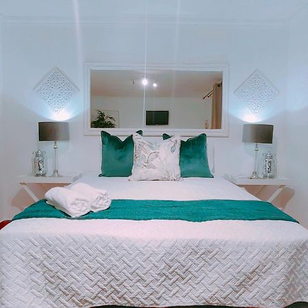 Zhantique Guest House 1- Unit 5 Boksburg Esterno foto