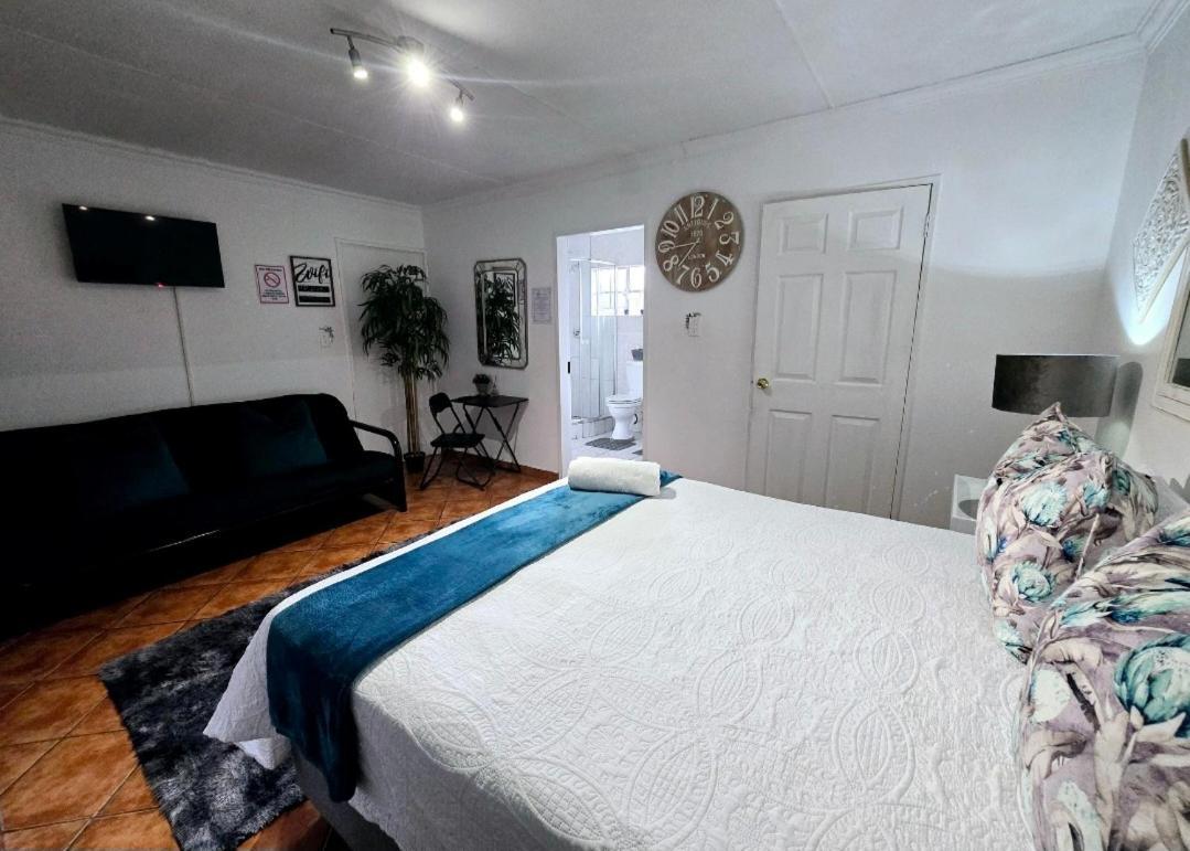 Zhantique Guest House 1- Unit 5 Boksburg Esterno foto