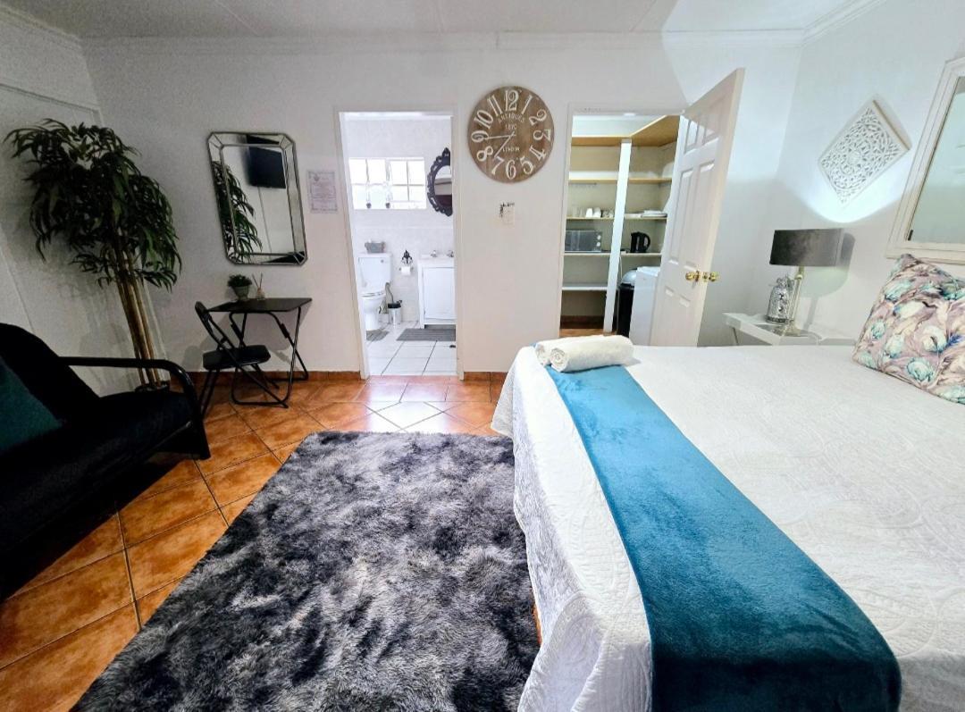 Zhantique Guest House 1- Unit 5 Boksburg Esterno foto